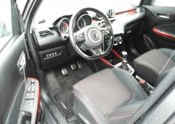 Suzuki Swift cena 63900 przebieg: 65000, rok produkcji 2019 z Łódź małe 79